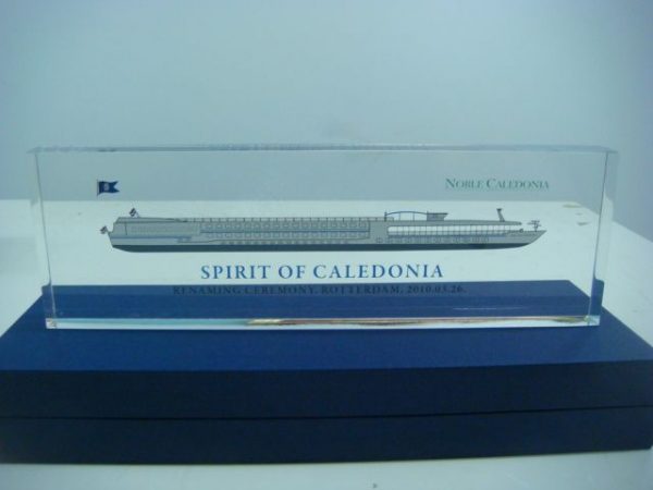 Maquette bateau - Esprit de Caledonie (Gamme Supérieure)