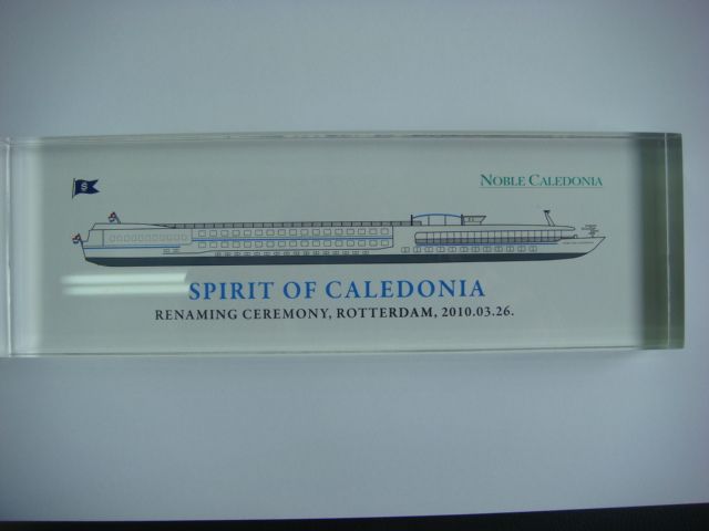 Maquette bateau - Esprit de Caledonie (Gamme Supérieure)