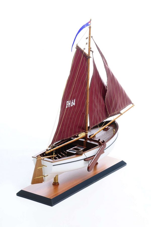 Buis Néerlandais (poupe et étrave ronde) - Maquette de bateau de pêche