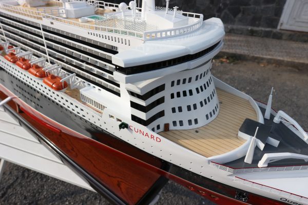Queen Mary 2 Painted GN